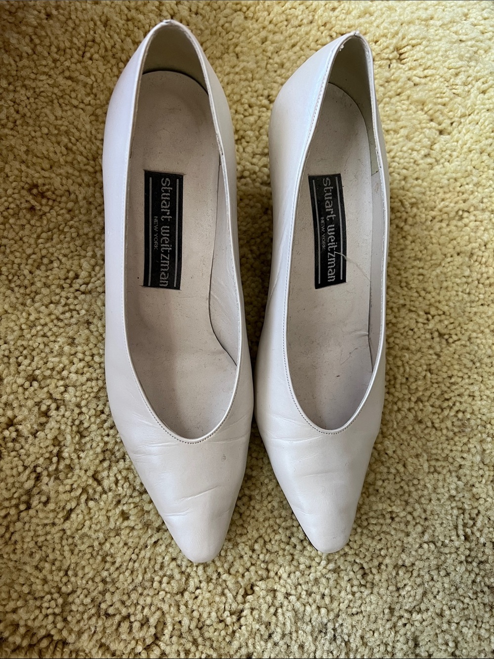 Stuart Weitzman Cream Pointed-Toe Leather Pumps